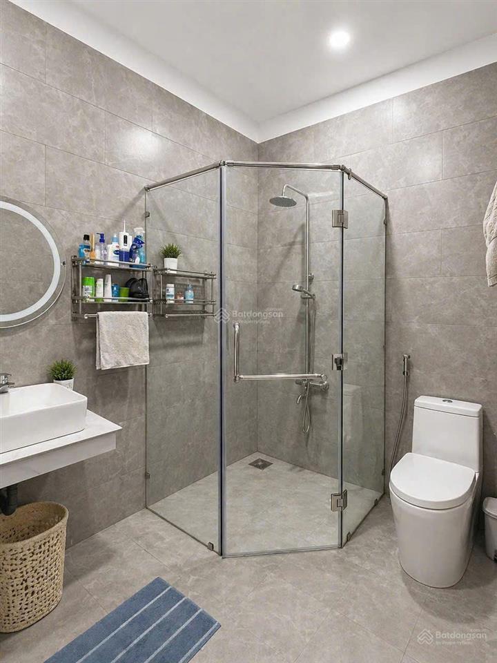 Nhà đỗ xuân hợp 105m2 ngang hơn 5m ở ngay hoặc khai thác dòng tiền giá 6tỷ tl