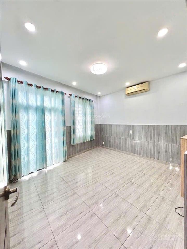 Khu vip phước long a, nhà 4 tầng btct, gần ô tô, ngay ngã 4 mk xa lộ hà nội, chỉ hơn 5.8 tỷ