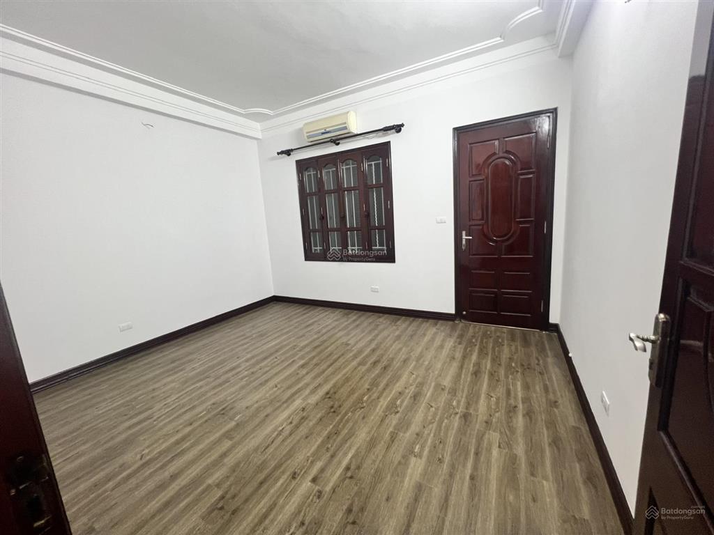 Cho thuê nhà kđt mới định công, dt 95m2 * 4t, vị trí nhà đẹp, giá 23 triệu/tháng