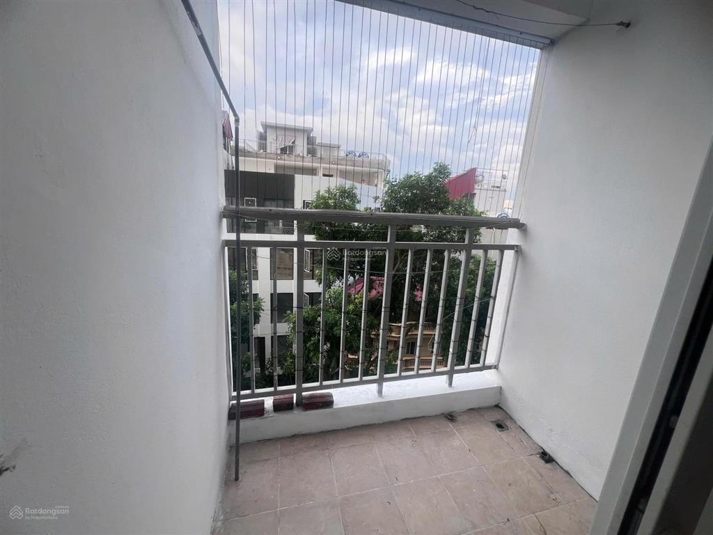 Cho thuê căn hộ chung cư az định công, 80m2m2, 2pn, 2wc, giá 11 triệu/tháng