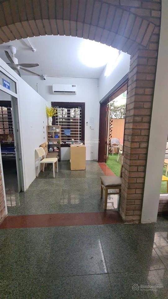 Cho thuê biệt thự khu đô thị định công, 230m2, giá 36 triệu/tháng.