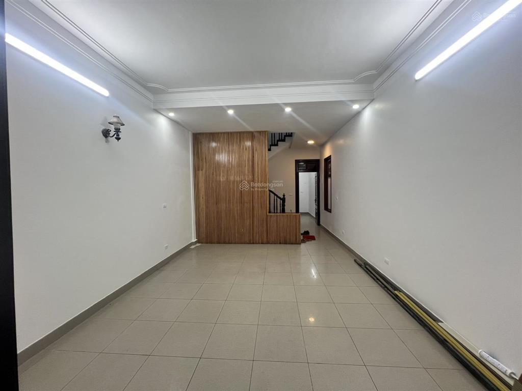 Chính chủ cho thuê nhà lô 6 b17 khu đtm định công, dt 95m2 * 4t, giá 25tr/tháng