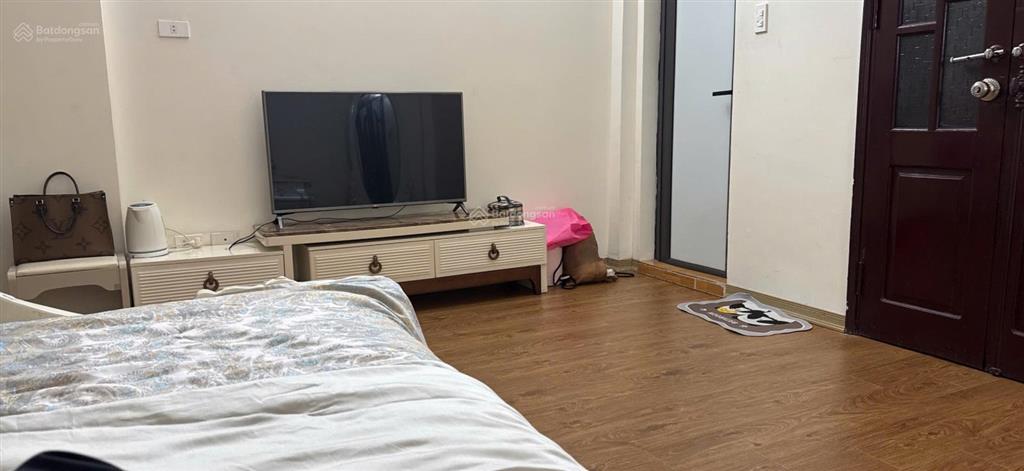 Bán nhà chia lô khu đtm định công, làm văn phòng công ty, hộ gia đình ở. dt 70m2 * 4t, giá 26 tỷ