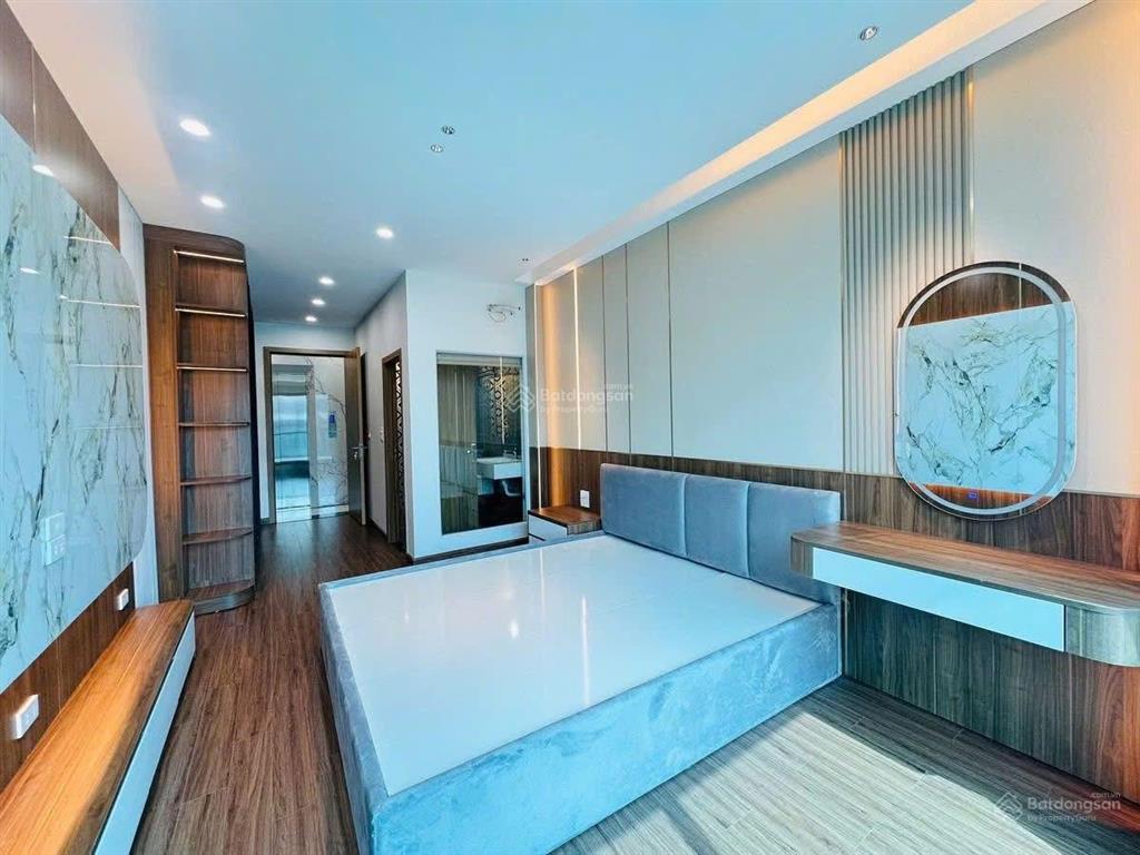 11 tỷ hơn ! bán nhà phú thượng,tây hồ  45m2  7 tầng  thang máy  ô tô  gần đường đôi