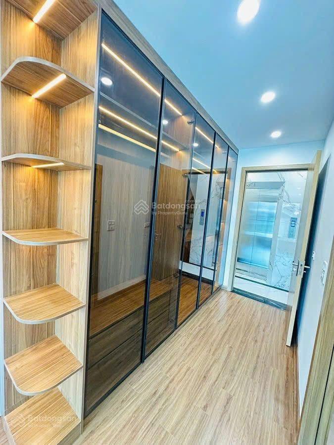 11 tỷ hơn ! bán nhà phú thượng,tây hồ  45m2  7 tầng  thang máy  ô tô  gần đường đôi