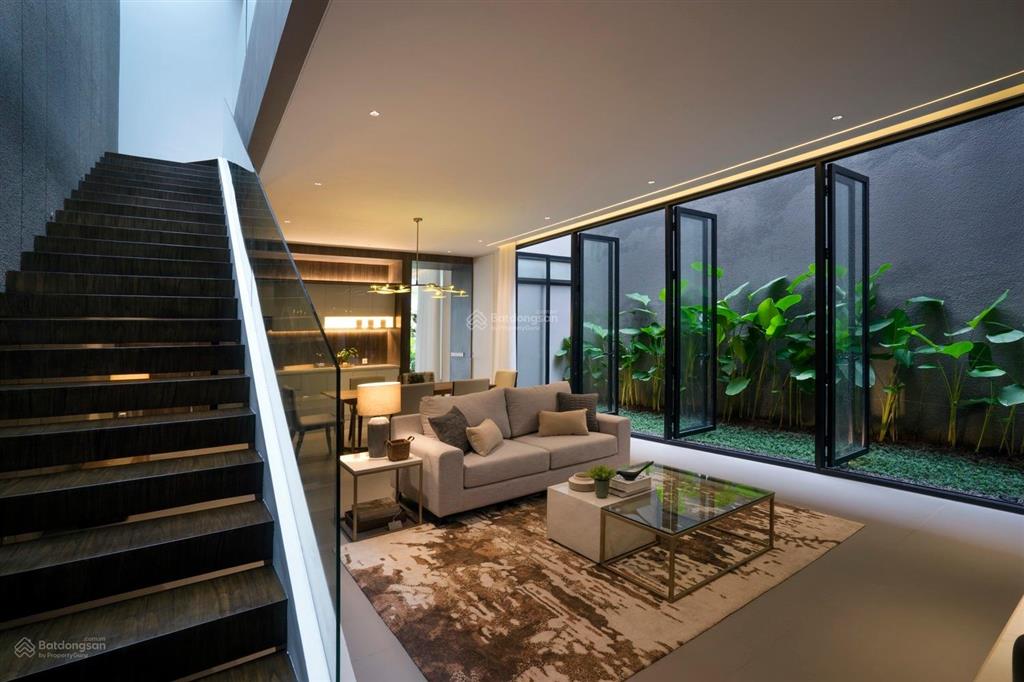Lô góc, mặt tiền lớn, thiết kế hiện đại, ngõ ô tô thông, đi bộ ra hồ tây, lotte