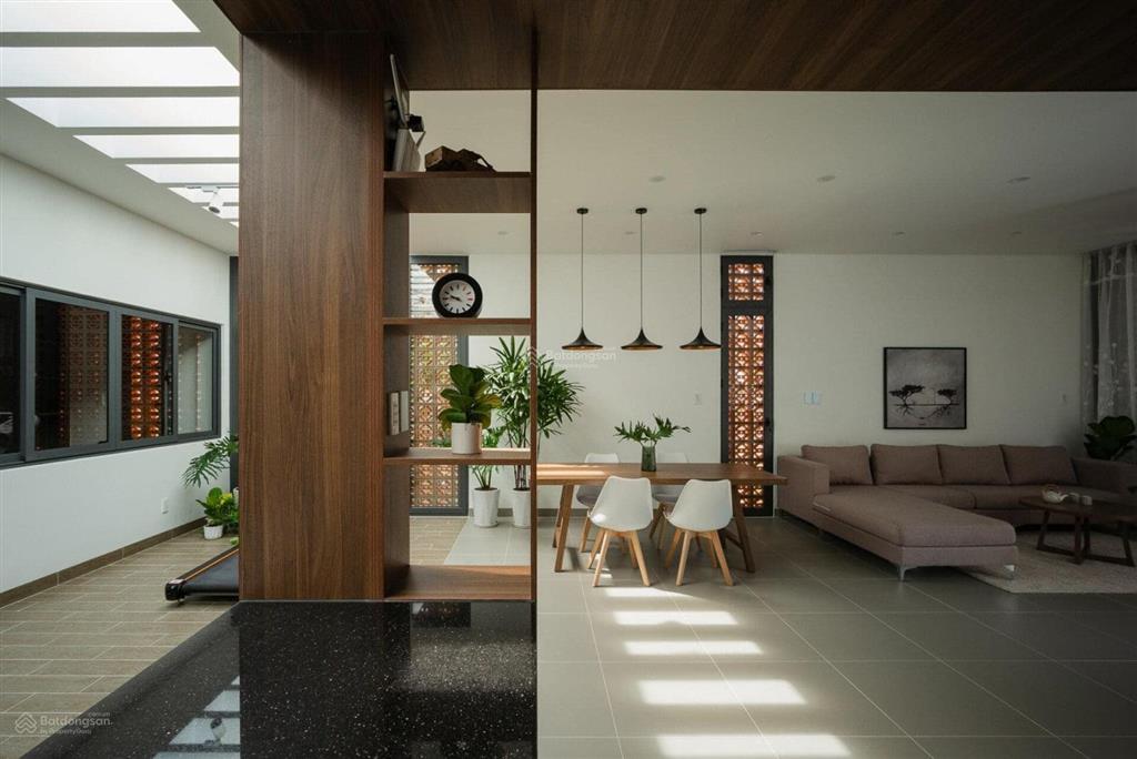 Bán nhà phố võng thị, ngõ ô tô thông, biệt thự sân vườn giữa lòng hà nội