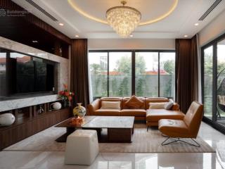 Bán nhà nhật chiêu ngõ ô tô, hàng xóm đại gia, gần hồ tây, trường học, đi bộ ra lotte