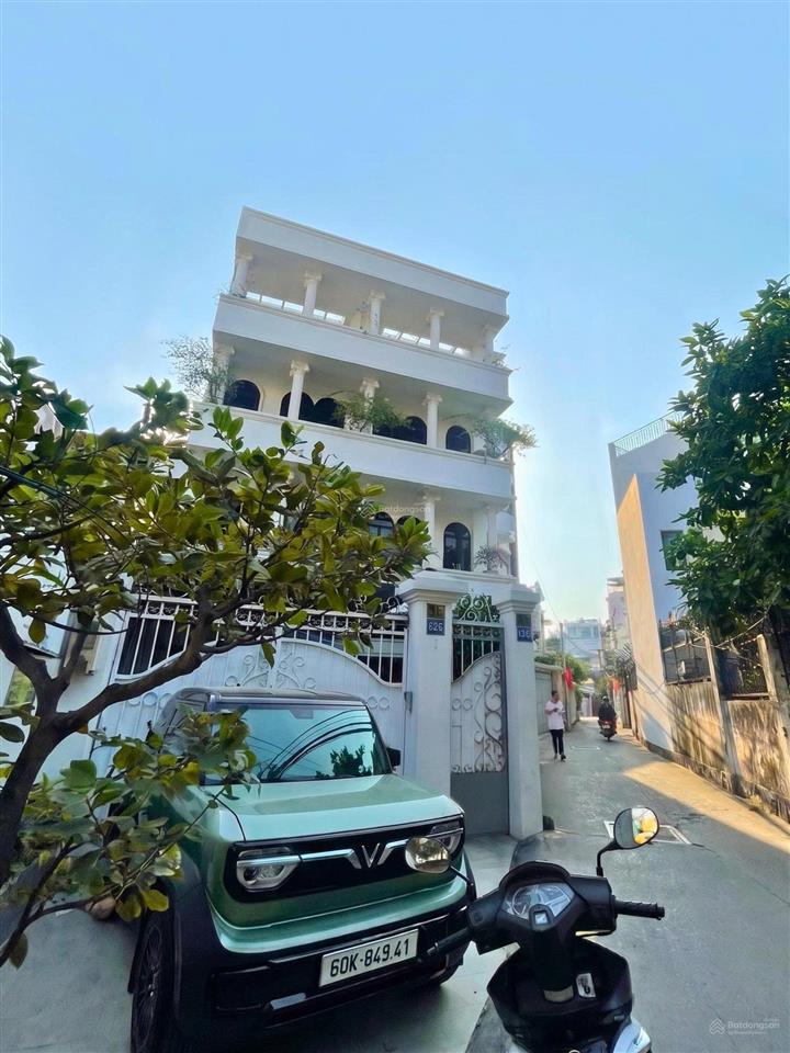 Hạ giá !! chính chủ bán gấp nhà hxh nguyên hồng 6x15m, sổ vuông a4, giá còn 10 tỷ tl trực tiếp