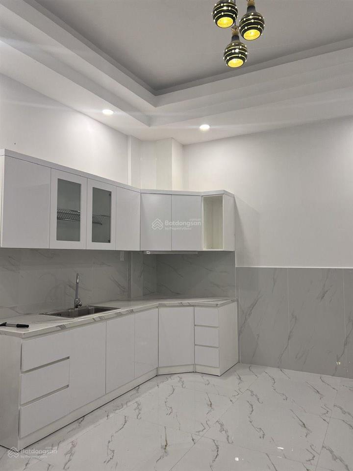 Gần bà chiểu! vị trí đỉnh hẻm 12m hiện hữu, 5 tầng 5x16m bùi đình túy, bình thạnh  sổ vuông a4