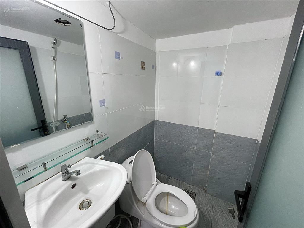 Căn hộ giá rẻ có gác cao 2mnội thất cơ bảncó bảo vệ 24/7gần đầm sen tân phúđh văn hiến