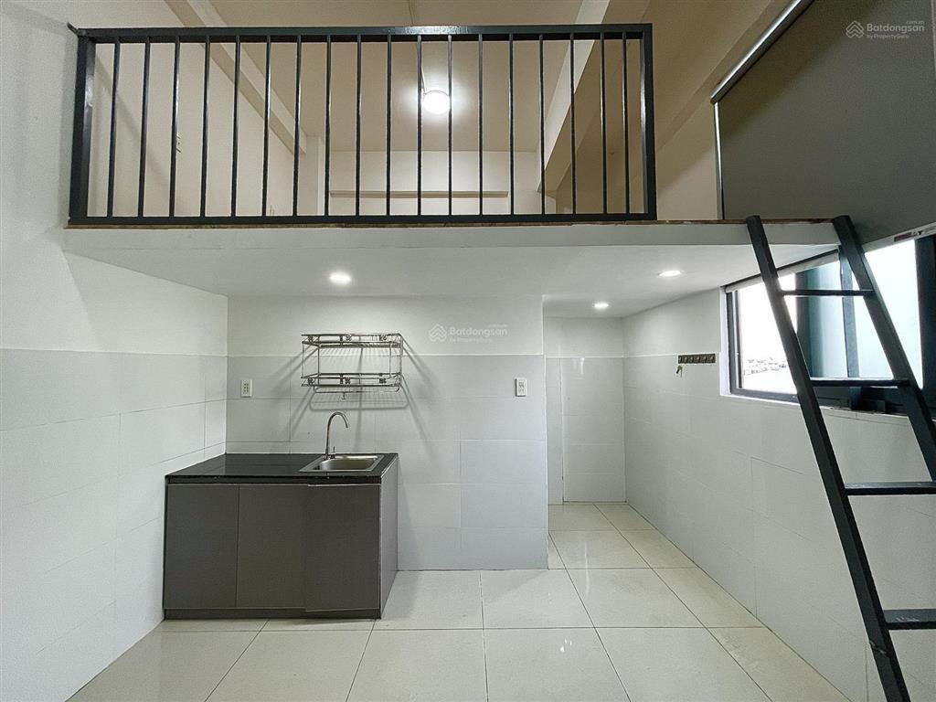 Căn hộ giá rẻ có gác cao 2mnội thất cơ bảncó bảo vệ 24/7gần đầm sen tân phúđh văn hiến
