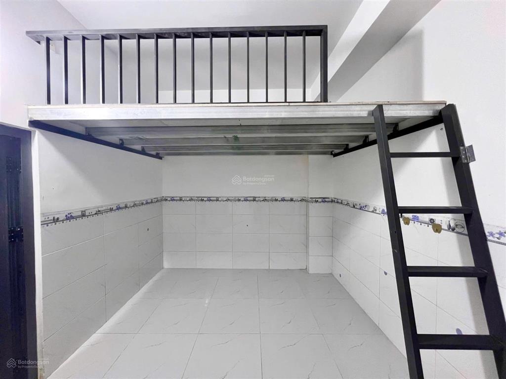 Phòng trọ mới xây sẳn máy lạnh  ngay aeon tân phúgần đh công thươngđh văn hiến