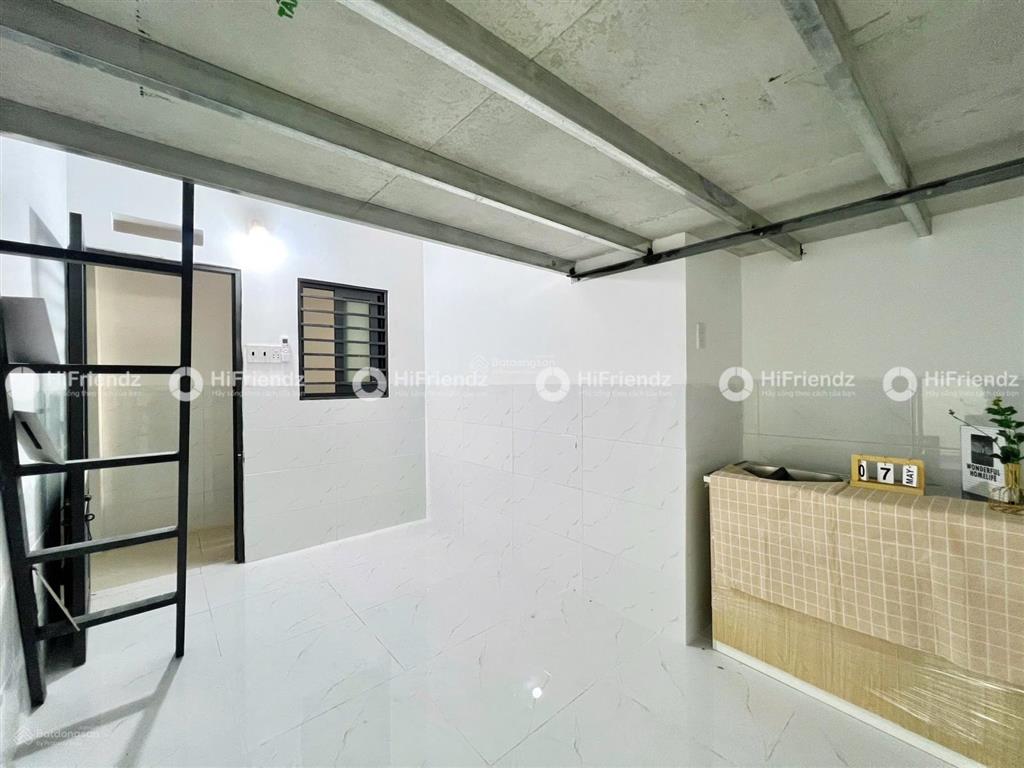 Phòng trọ mới xây sẳn máy lạnh  ngay aeon tân phúgần đh công thươngđh văn hiến