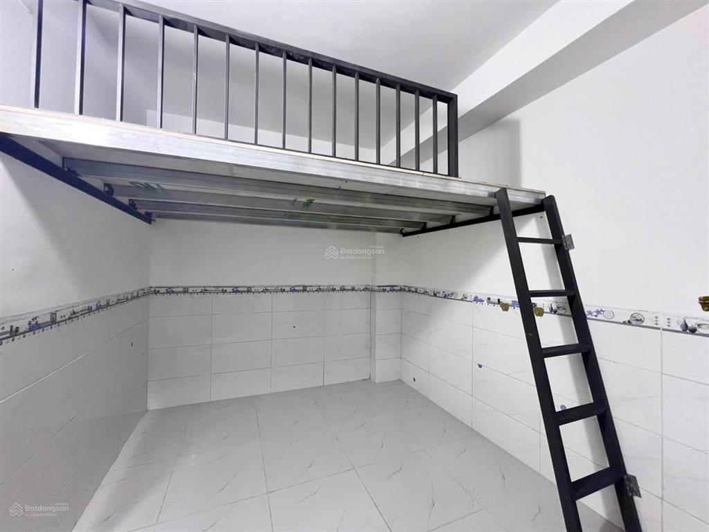 Phòng trọ mới xây sẳn máy lạnh  ngay aeon tân phúgần đh công thươngđh văn hiến