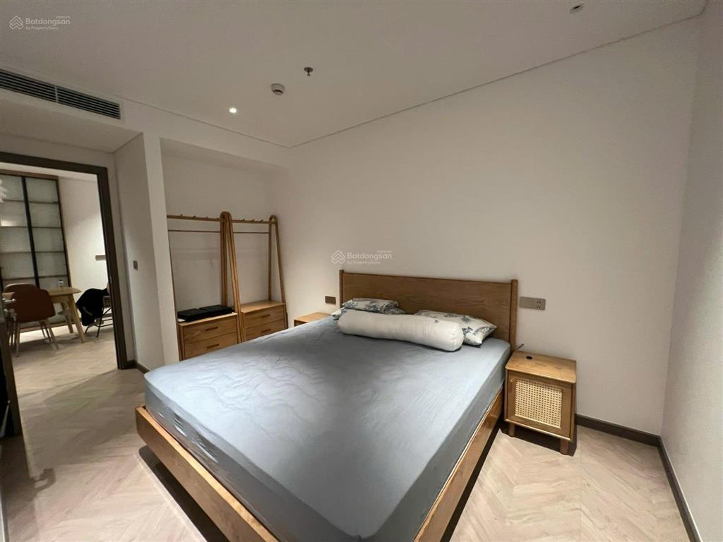 Cho thuê căn hộ cao cấp han jardin n01t6 ngoại giao đoàn, dt 105m2, 3pn, view hồ tây, full nội thất