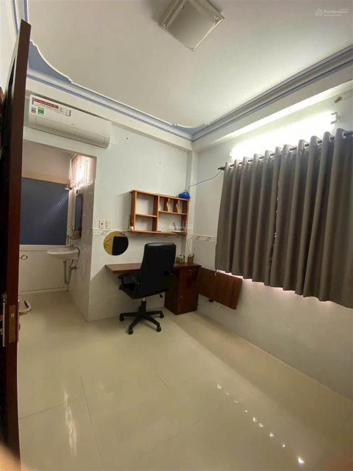 Nhà ngay hoàng văn thụ  p. đức nhuận quận phú nhuận  4 tầng  sd 80m²  chỉ 4,15 tỷ