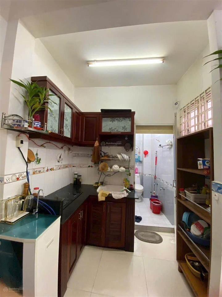 Nhà ngay hoàng văn thụ  p. đức nhuận quận phú nhuận  4 tầng  sd 80m²  chỉ 4,15 tỷ