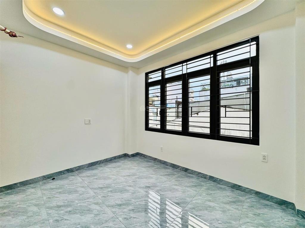 Siêu phẩm hxh đỗ cửa ngay lotte mart nguyễn văn lượng  gò vấp  42m² x 3 tầng  5.7 tỷ