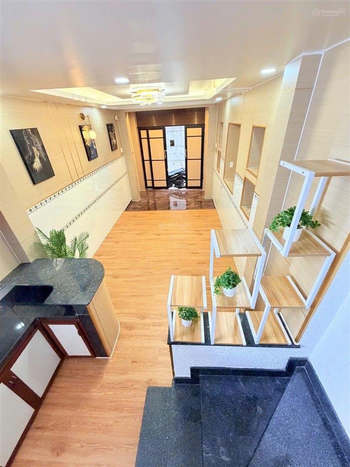 Nhà ngay khu phan xích long quận phú nhuận  34m2 x 5 tầng  6.7 tỷ