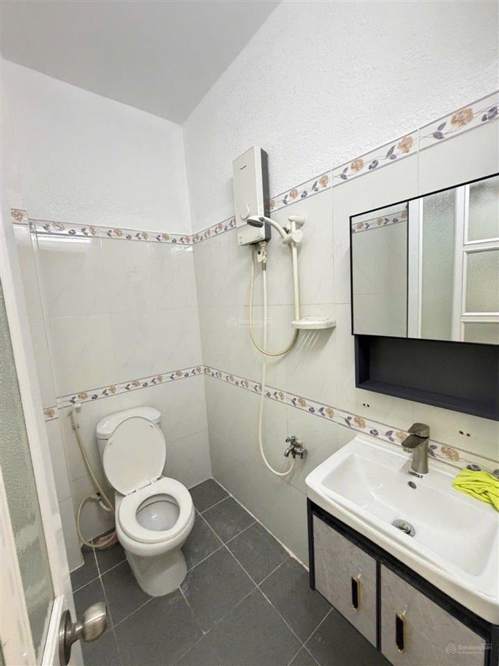 Nhà ngay khu phan xích long quận phú nhuận  34m2 x 5 tầng  6.7 tỷ