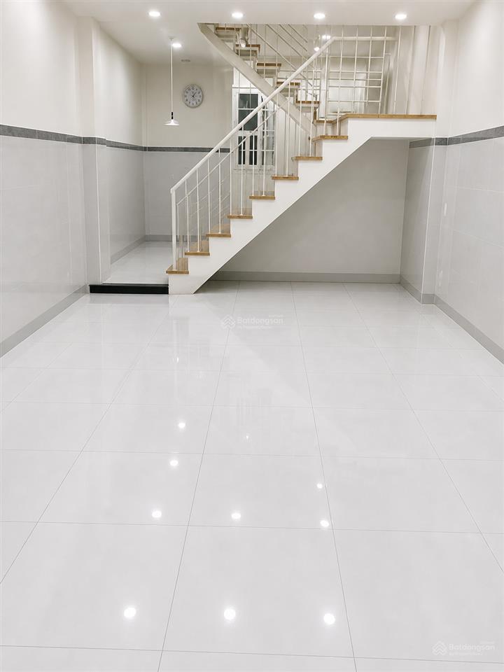 Nhà xịn gần đh công thương  xe hơi tận cửa  dòng tiền sẵn  giá chỉ hơn 5 tỉ!!!!