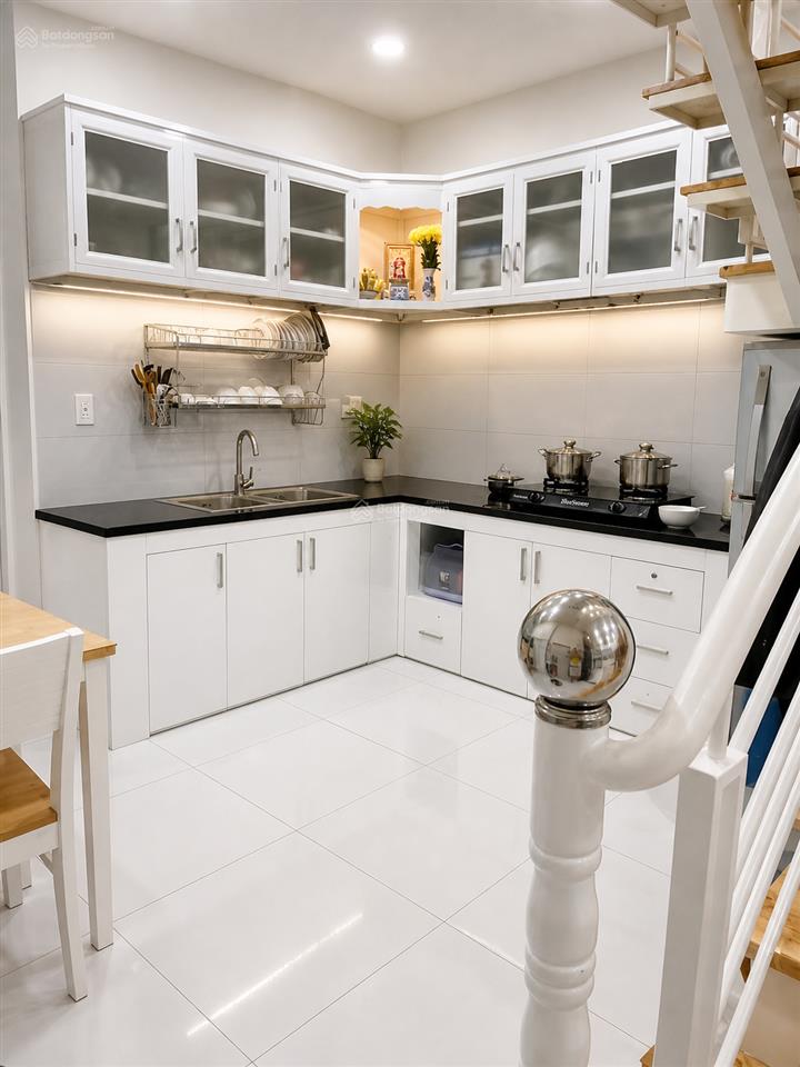 Nhà xịn gần đh công thương  xe hơi tận cửa  dòng tiền sẵn  giá chỉ hơn 5 tỉ!!!!