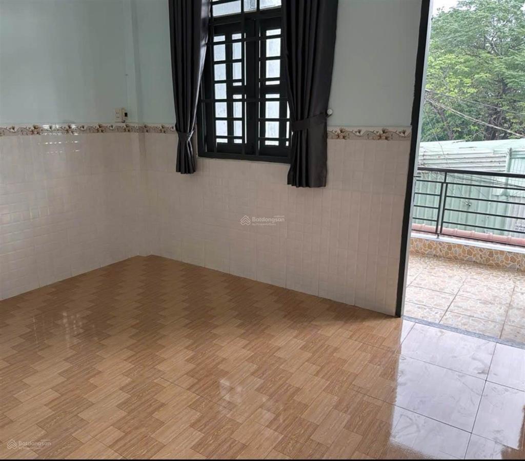 Nhà gần aeon tân phú  dt 73m2  ô tô vào nhà  giá mềm èo chỉ hơn 6 tỉ!!!