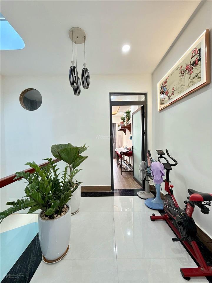 Săn nhà đẹp gần aeon 3pn  4wc  hẻm thông  sổ riêng  giá cực mềm chỉ nhích 6 tỷ!!