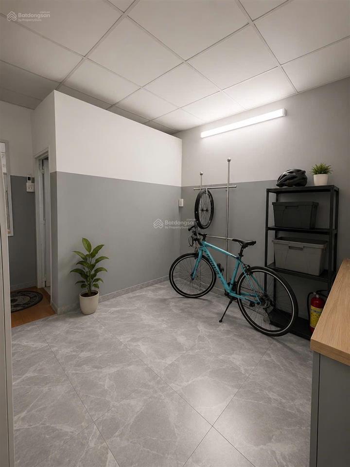 Vị trí cực đẹp khu vuýp tây thạnh  lô góc hẻm 5m thông  chỉ 3 tỷ nhích xíu!!