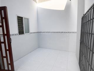 Duy nhất 1 căn  gần aeon tân phú  64m2  sân rộng  giá chỉ 5 tỉ nhích!!