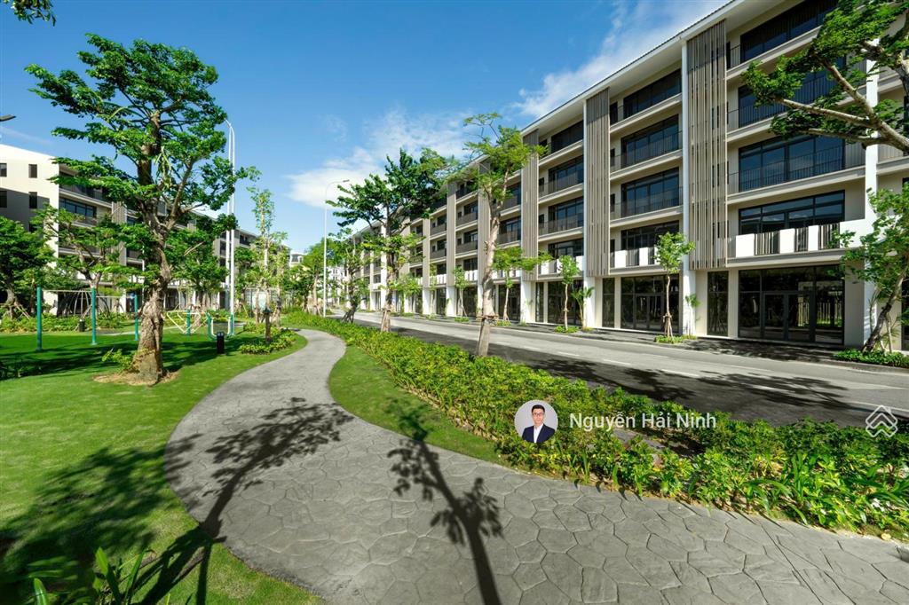 Bán biệt thự horizon hạ long sẵn nhà, sẵn sổ. bãi biển trước nhà chỉ cách vài bước chân