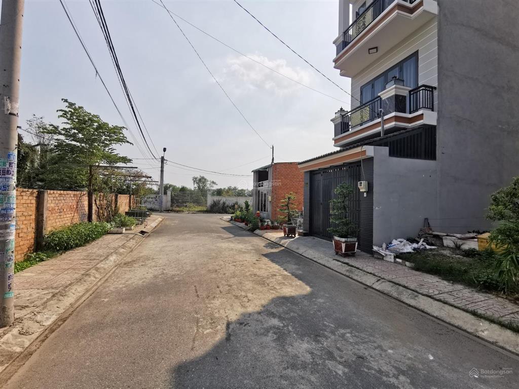 Chính chủ cho thuê đất trống  hẻm xe hơi đường lã xuân oai