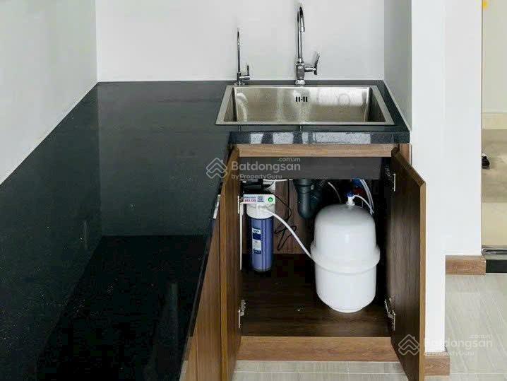 Cho thuê bcons sala tầng 15, tháng 8 ở liền