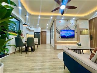 Bán căn góc chung cư vĩnh hoàng, view hồ  2 ngủ, 2 vệ sinh  2 ban công  giá chỉ nhỉnh 4 tỷ