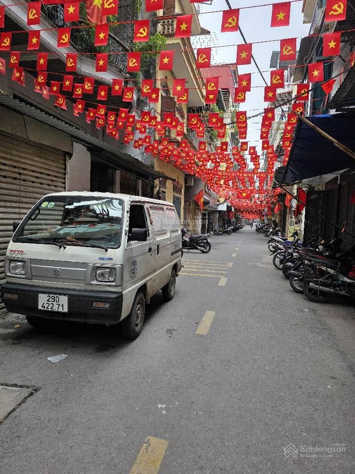 Chính chủ bán nhà thúy lĩnh ô tô 7 chỗ đỗ cửa đón đầu đô thị ven sông hồng  giá chỉ 6.xt