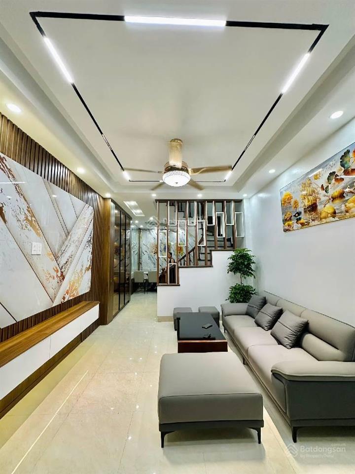 Chính chủ bán nhà thúy lĩnh ô tô 7 chỗ đỗ cửa đón đầu đô thị ven sông hồng  giá chỉ 6.xt