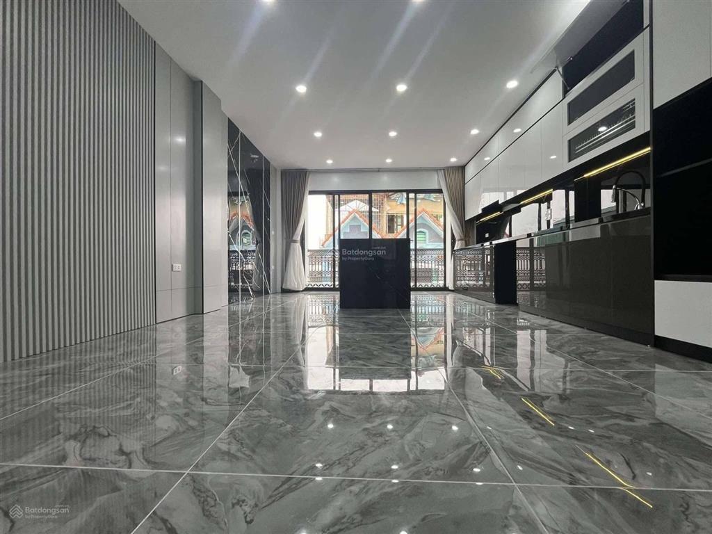Bán tòa nhà thái hà đống đa 72m², 7 tầng thang máy, ô tô tránh, giá 35,5 tỷ