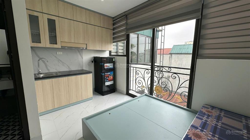 Bán tòa nhà ccmn 24 phòng hai bà trưng 7 tầng thang máy dòng tiền 96 triệu/tháng cách ô tô 40m