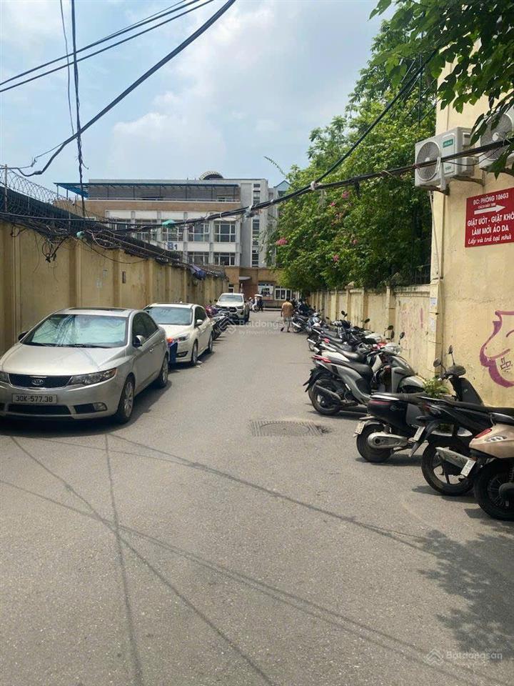 Căn đẹp nhất tài chính chỉ 12,2 tỷ phố chùa bộc kinh doanh, phân lô oto chạy vòng quanh