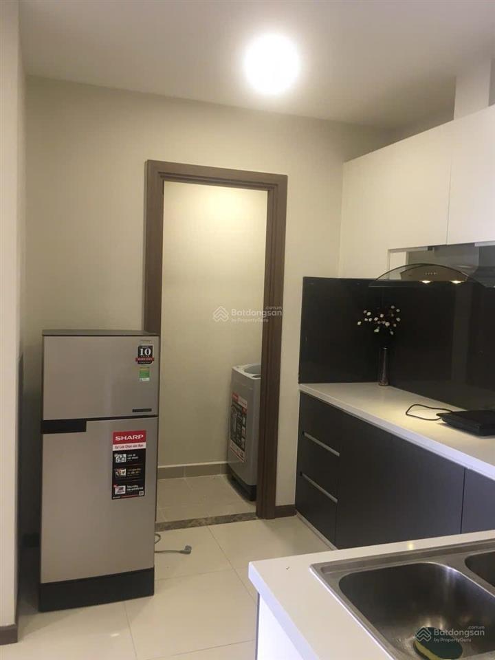Cần bán căn hộ 1pn 1wc có ban công view đẹp giá chỉ 5tỷ350, công chứng ngay