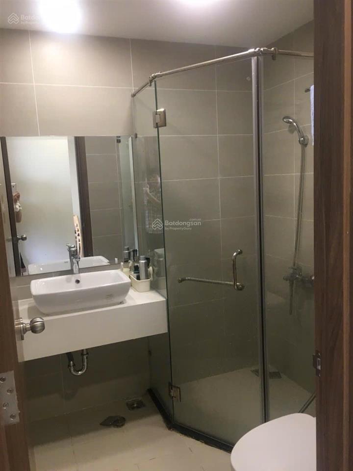 Cần bán căn hộ 1pn 1wc có ban công view đẹp giá chỉ 5tỷ350, công chứng ngay