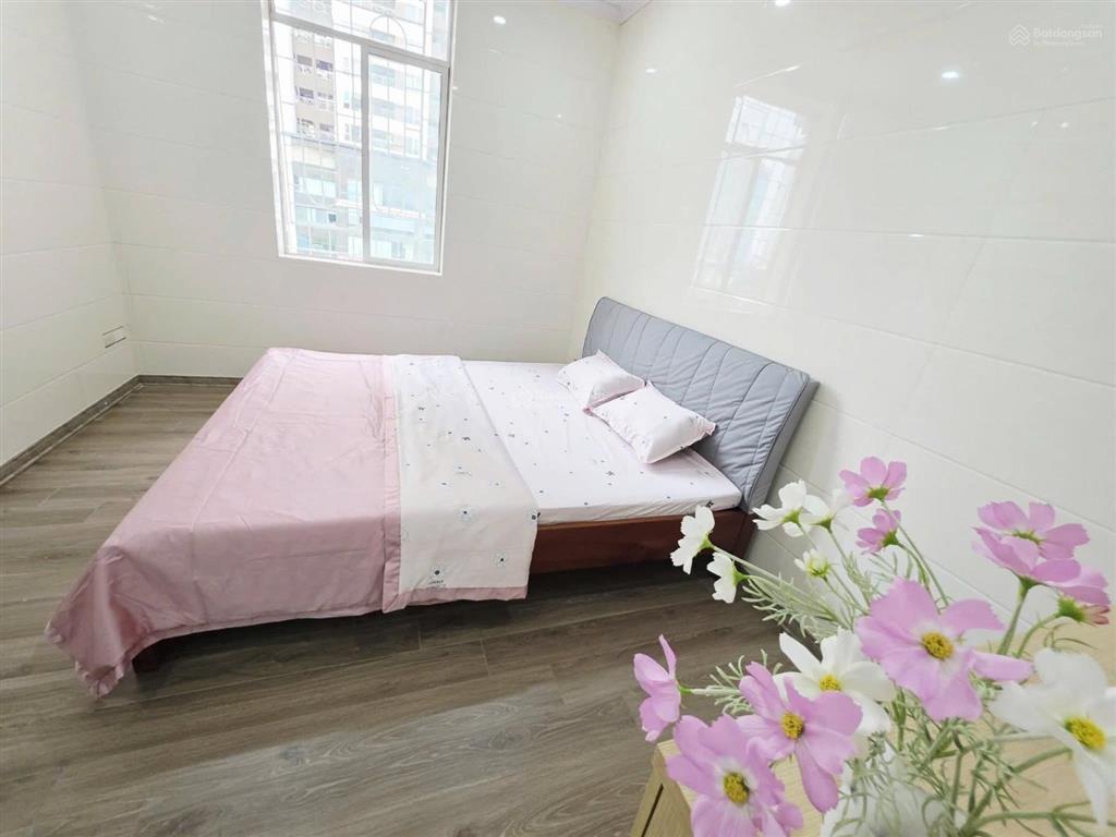 Có 102! căn hộ khu trần duy hưng, trung hòa, cầu giấy, lô góc, full nt, 65m, 2pn giá 4.x tỷ.