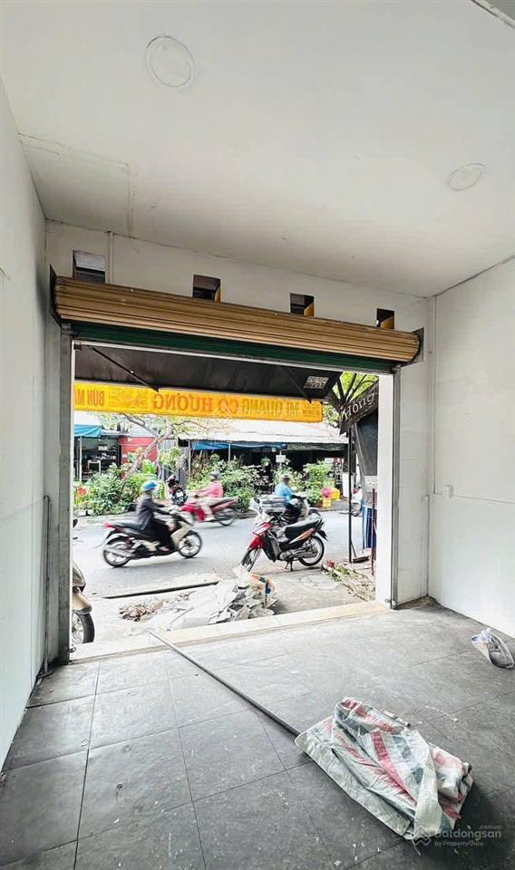 Mặt tiền nhánh tân sơn nhì buôn bán tốt dt 4x10m đúc lững