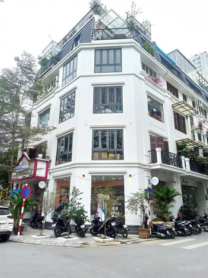 Cho thuê nhà mp thái thịnh, 100m2 diện tích, 3 tầng, 9m mặt tiền, + hầm, nhà mới xây, pccc đầy đủ