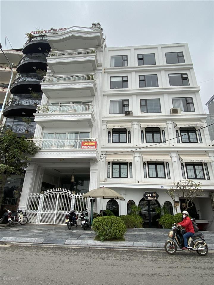 Cho thuê tòa nhà mai hắc đế, 180m2 diện tích, 8 tầng , 2 hầm, 13m mặt tiền, thông sàn, pccc, 350tr