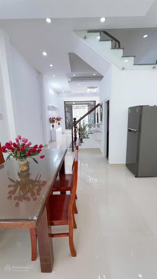 Bán nhà shr hẻm lon 1806 huỳnh tấn phát,nhà bè.xd 1 trệt 3 lầu,5pn 5wc full nt. 0965 004 *** mr huy