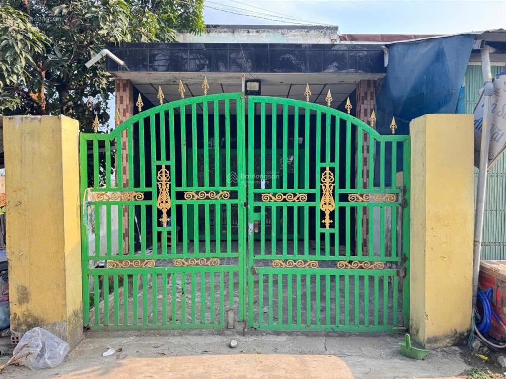 Bán nhà 105m2 thổ cư mặt tiền bê tông đức hoà hạ giá 1 tỷ hơn, sổ hồng riêng 0938 192 ***