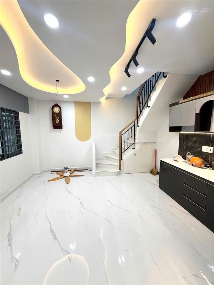 1/ đường lò siêu phường 12 quận 11 nhà bán hẻm thông vị trí đẹp q.11