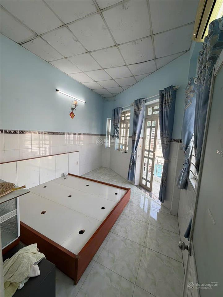 Gía  5,1 tỷ  48m2 đường trương phước phan, bình trị đông